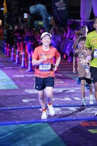 BIB: 3162
                            <button type="button" onclick="openModal(26224646)" class="btn btn-primary btn-sm float-right btn-popup" data-toggle="modal" data-target=".modal-high-quality">
                        <i class="fas fa-shopping-cart"></i> Add to Cart
                    </button>
                                            <button type="button" onclick="isThisMe(26224646, true)" class="btn btn-success btn-sm float-right btn-popup btn-isme hidden" data-toggle="tooltip" data-placement="bottom" title="นี่คือรูปของคุณใช่ไหม คลิกที่นี่เพื่อเอาเข้าอัลบั้ม">
                        <i class="fas fa-plus"></i> Add to album
                    </button>
                    <button type="button" onclick="isThisMe(26224646, false)" class="btn btn-warning btn-sm float-right btn-popup btn-isnotme hidden">
                        <i class="fas fa-ban"></i> Remove from album
                    </button>